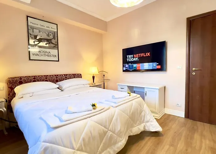 Bellaria Casa Indipendente-Giardino Privato-Free Parking-Wifi-Strategic Location 5 Terre-Portofino