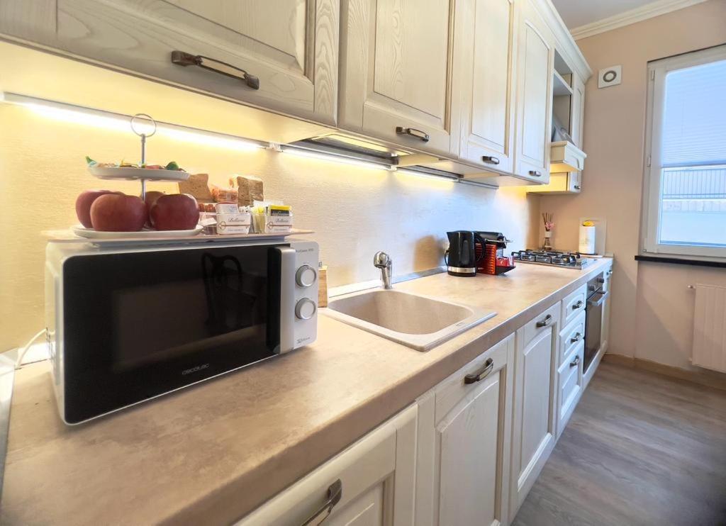 Bellaria Casa Indipendente-Giardino Privato-Free Parking-Wifi-Strategic Location 5 Terre-Portofino *